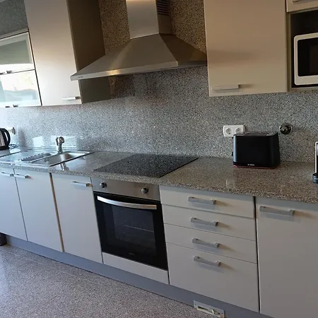 Centro Com Vista Panoramica * 吉马良斯